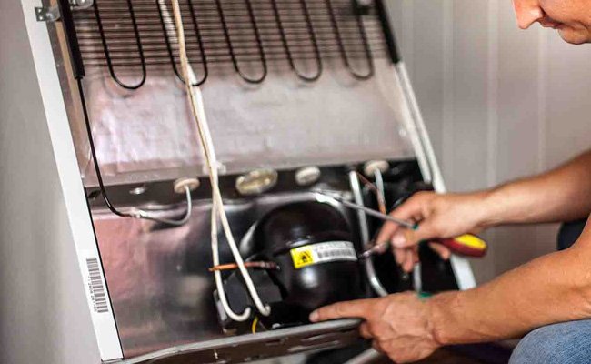 Evaporator Coil Maintenance- Comprehensive Fridge Repair Services in Muscat