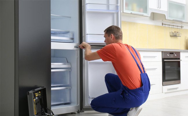 Fridge Maintenance Solutions in Muscat